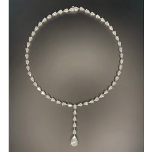 Pear Shape Diamonds Lariat Necklace